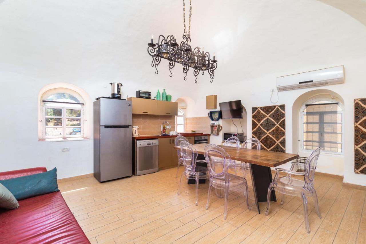 Вилла Private House 5 Bdr In Mamilla Up To 12 People ! Иерусалим Экстерьер фото